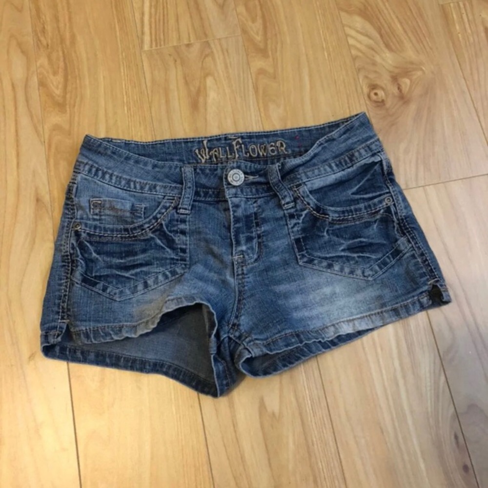 Shorts size 5